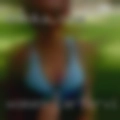 Women Carterville, looking